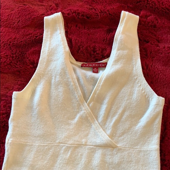 Layering top - Picture 2 of 3